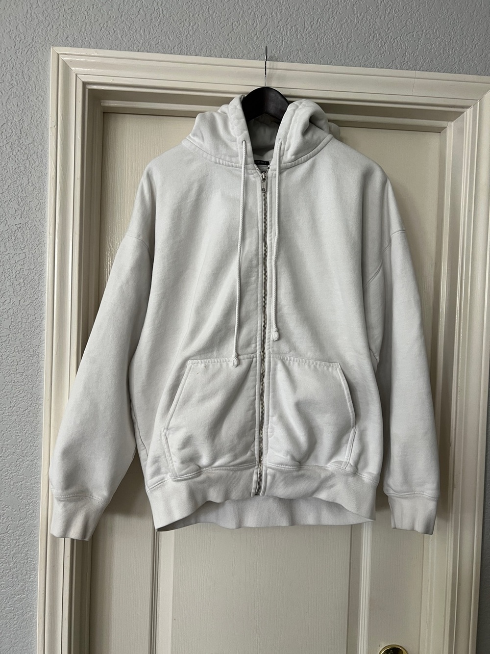 Brandy Melville “Christy” oversized white hoodie
